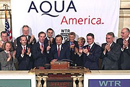 Diane (fourth from the right) at The Closing Bell of the New York Stock Exchange.